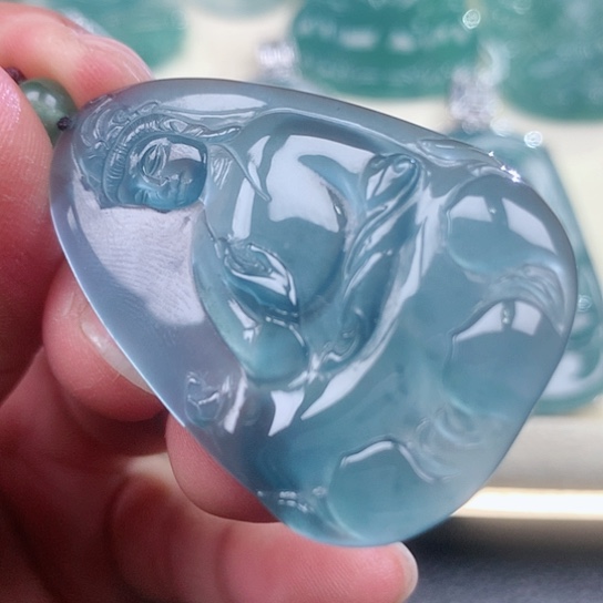 【闪购商品】翡翠颈饰未镶嵌天然
