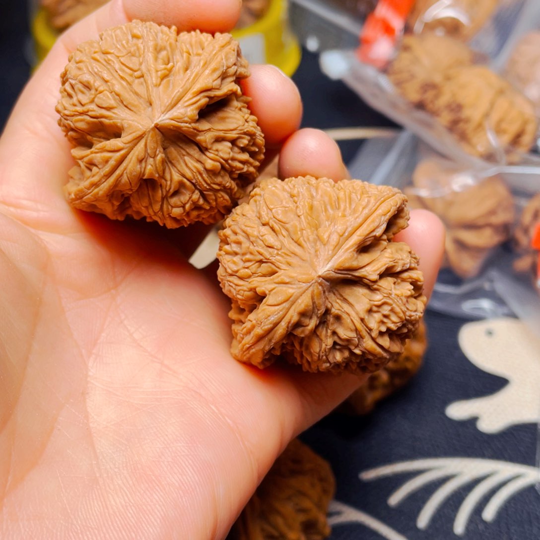 吊坠文玩核桃南疆石