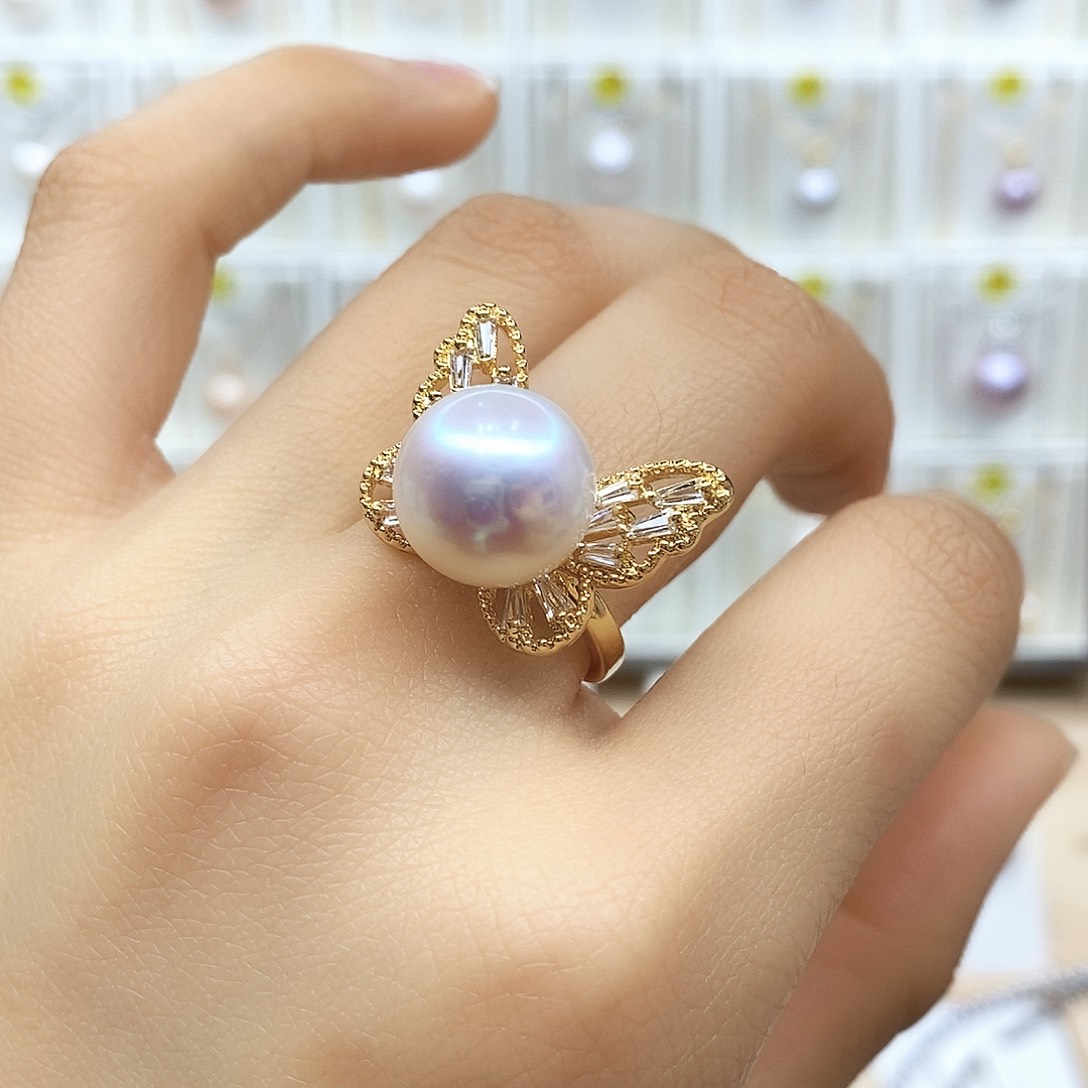 淡水珍珠颈饰合金