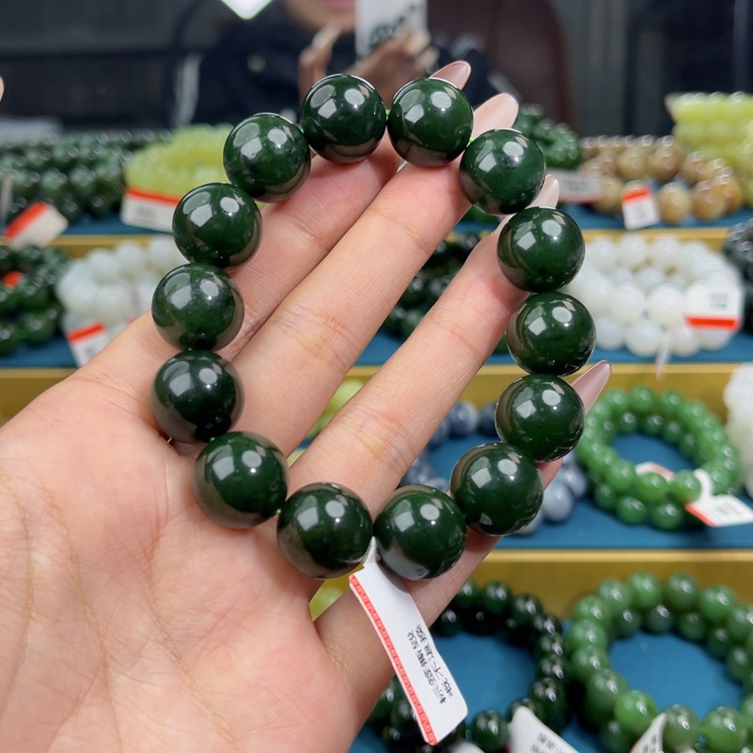 和田玉未镶嵌手链天然和田玉俄碧7号红皮菠菜绿手串16