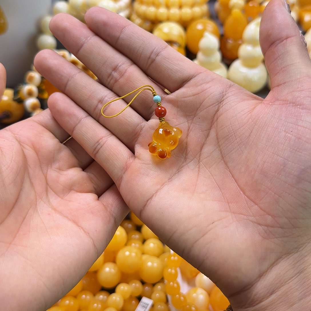 蜜蜡珠宝奇石未镶嵌