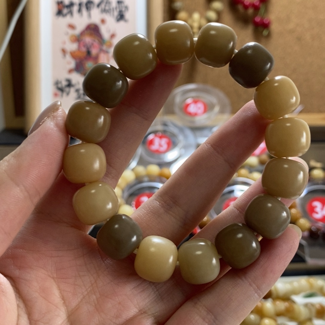 吊坠白玉菩提水磨菩提根