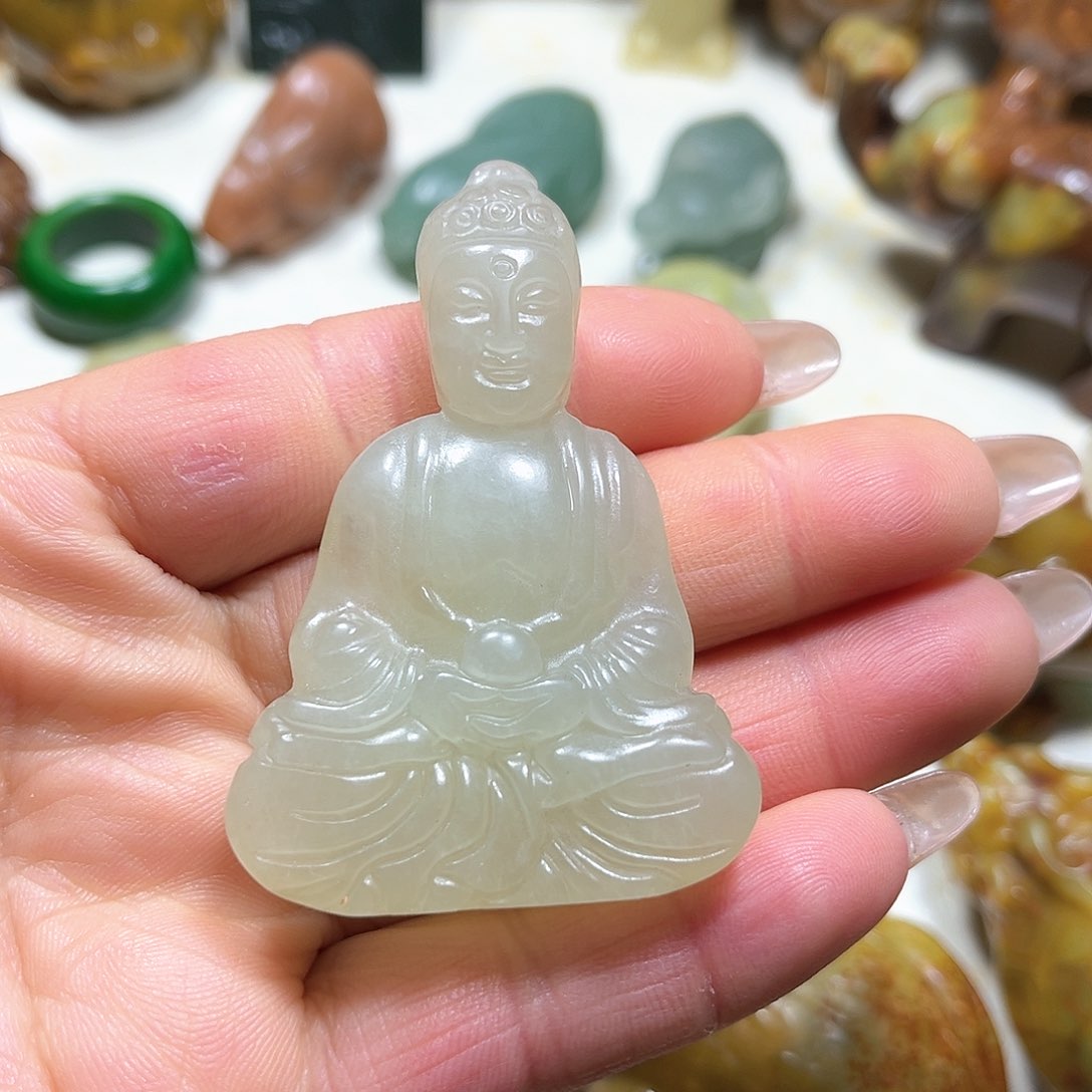 白玉菩提吊坠白玉菩提吊坠