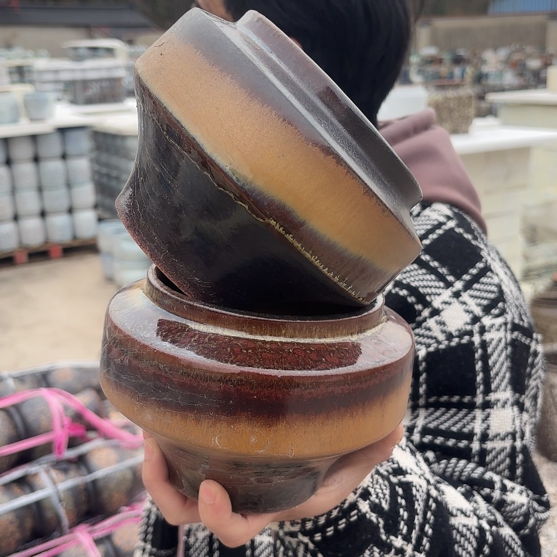 花盆紫砂口径14高15两个焦糖飞碟