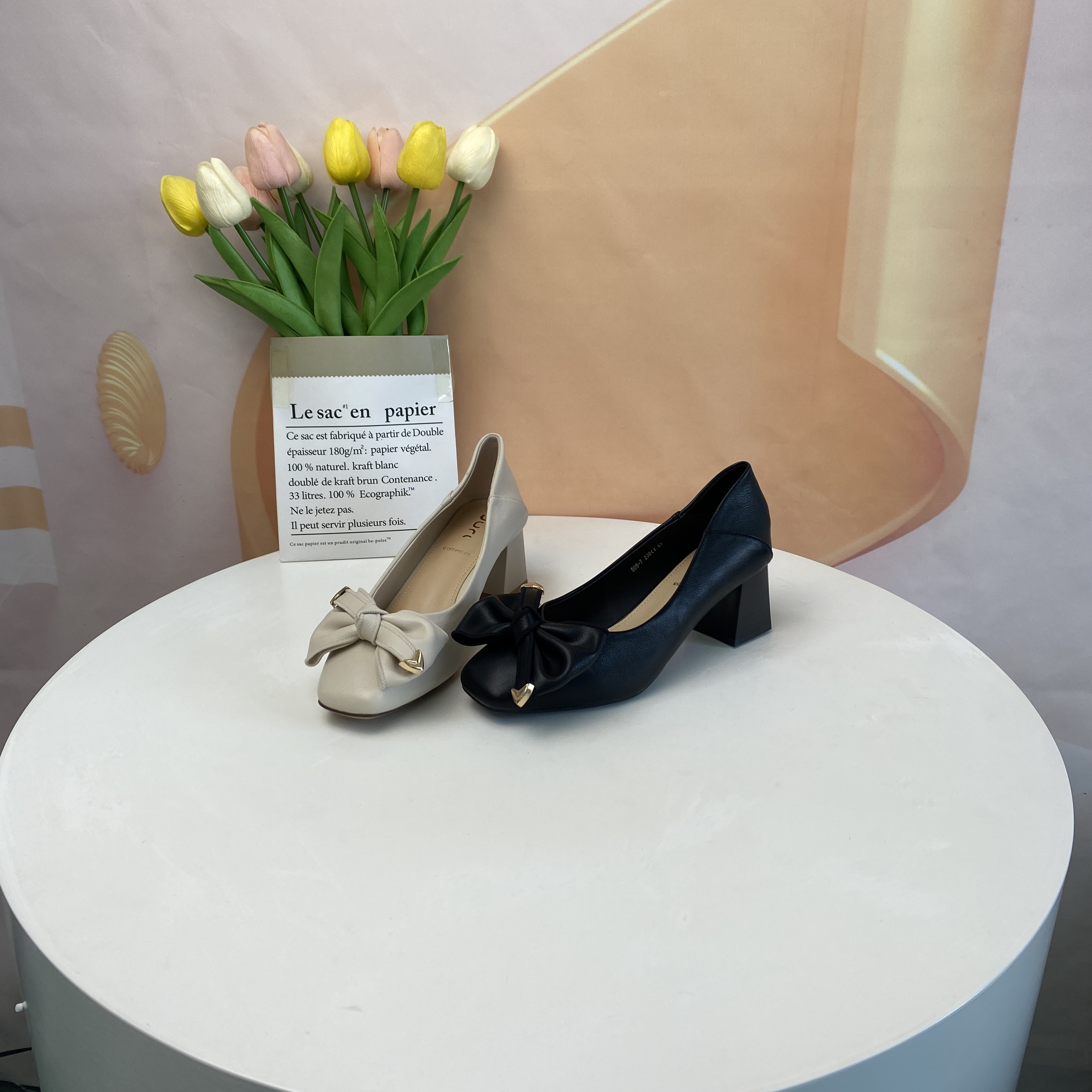 2072春秋新款时尚百搭蝴蝶结粗跟单鞋F