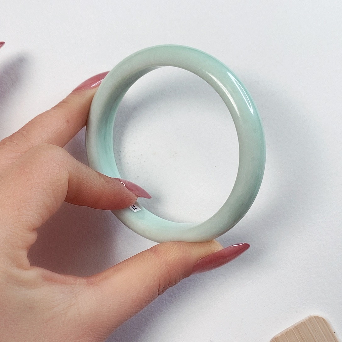 蓝田玉（蛇纹石化大理石玉）手镯未镶嵌