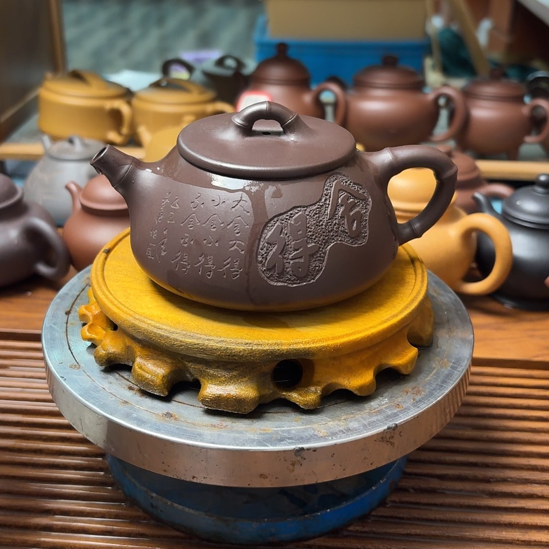 茶壶紫砂半手工制作