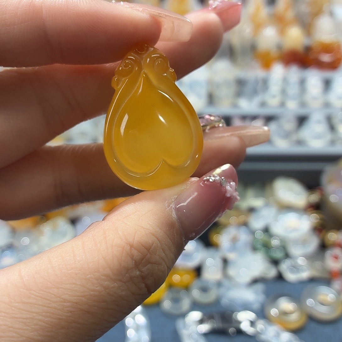 玛瑙/玉髓未镶嵌吊坠(不含链)
