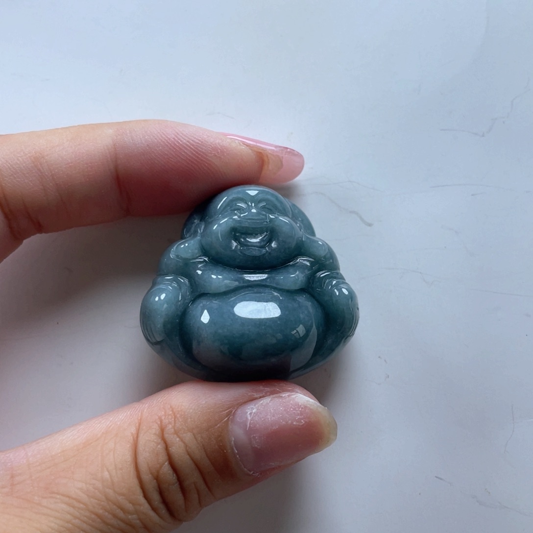 翡翠未镶嵌颈饰佛公33尺寸厚