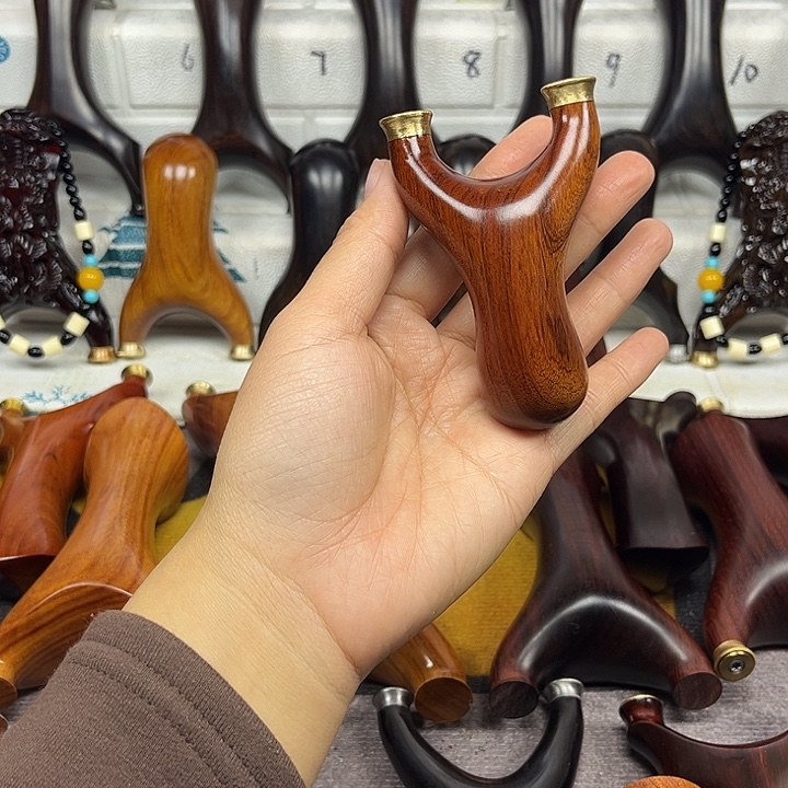 木沙铁快压小胖。。。