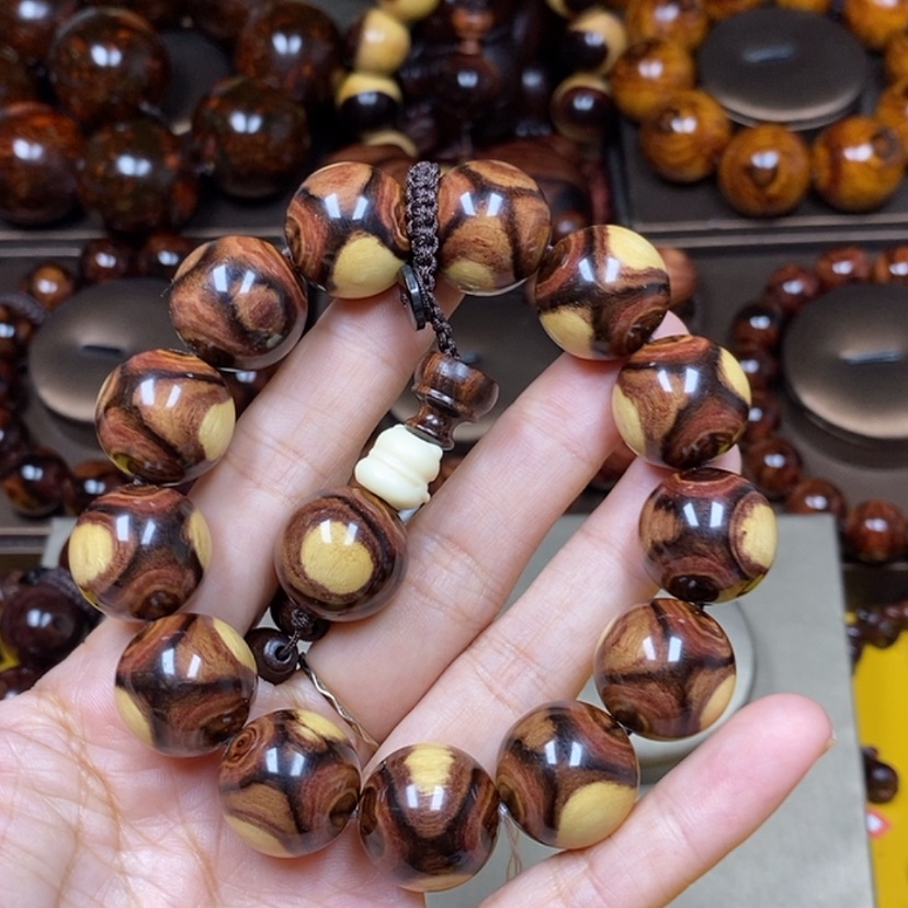 【闪购商品】花梨木类用****71.8-1.8-1.8