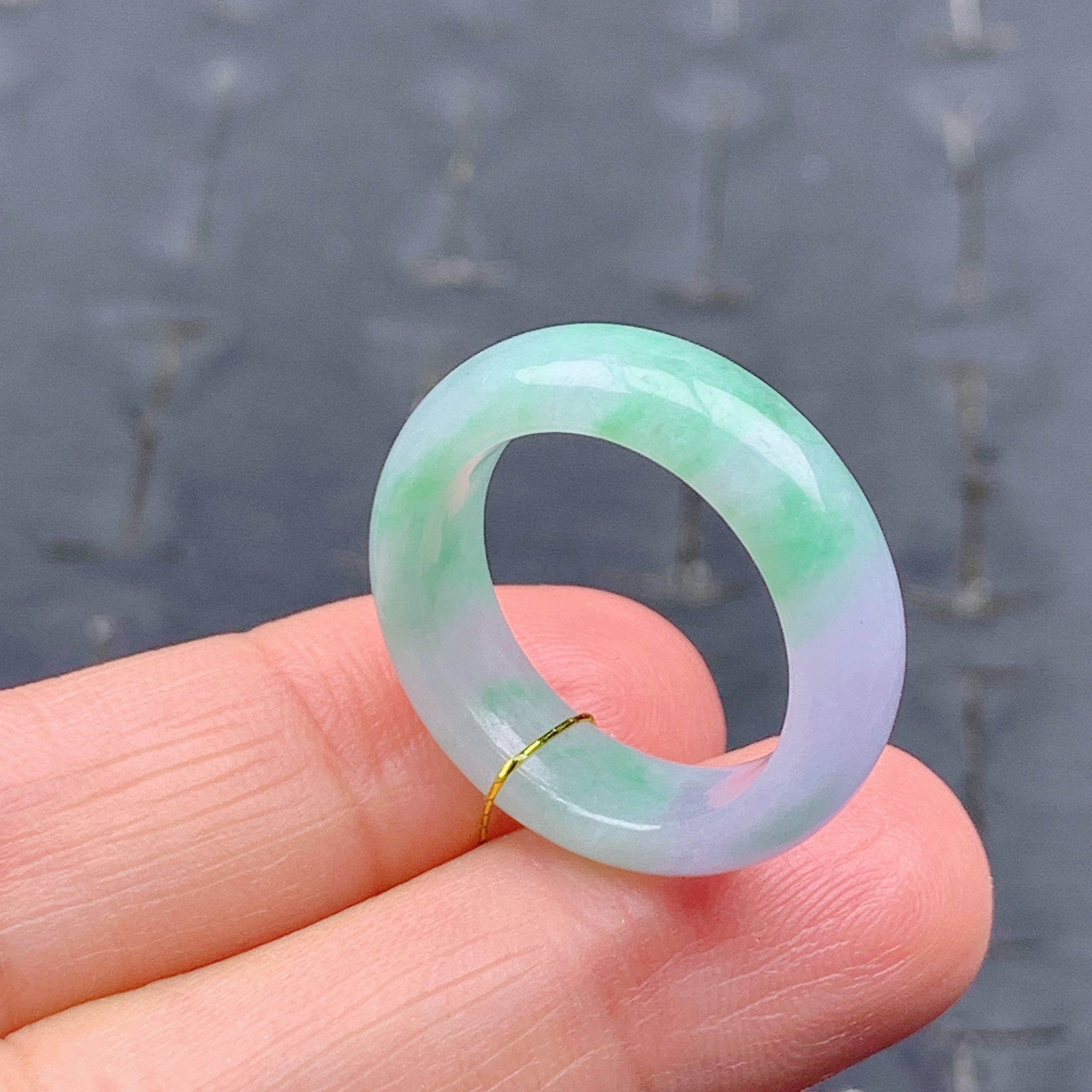 14号缅甸天然A货翡翠T589 内径17.1/5.9/3.5mm淡春彩戒指素圈指环