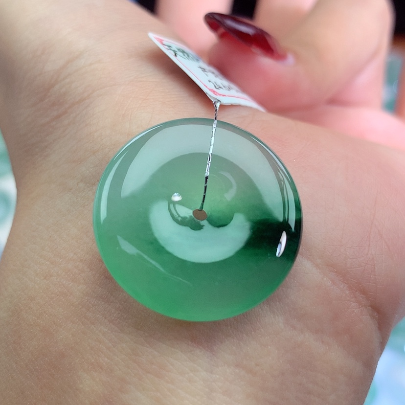 【闪购商品】翡翠吊坠(不含链)未镶嵌