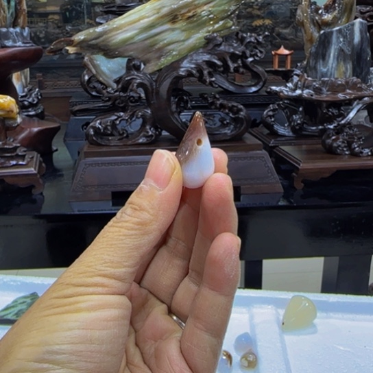 硅化玉挂件未镶嵌