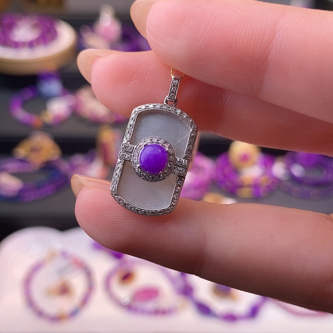 苏纪石（舒俱来）18K金镶嵌吊坠(不含链)