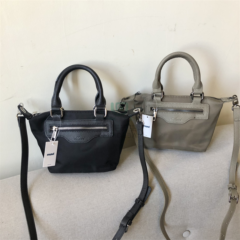 外单简约精致百搭通勤斜挎小包百搭休闲包手提包饺子托特包