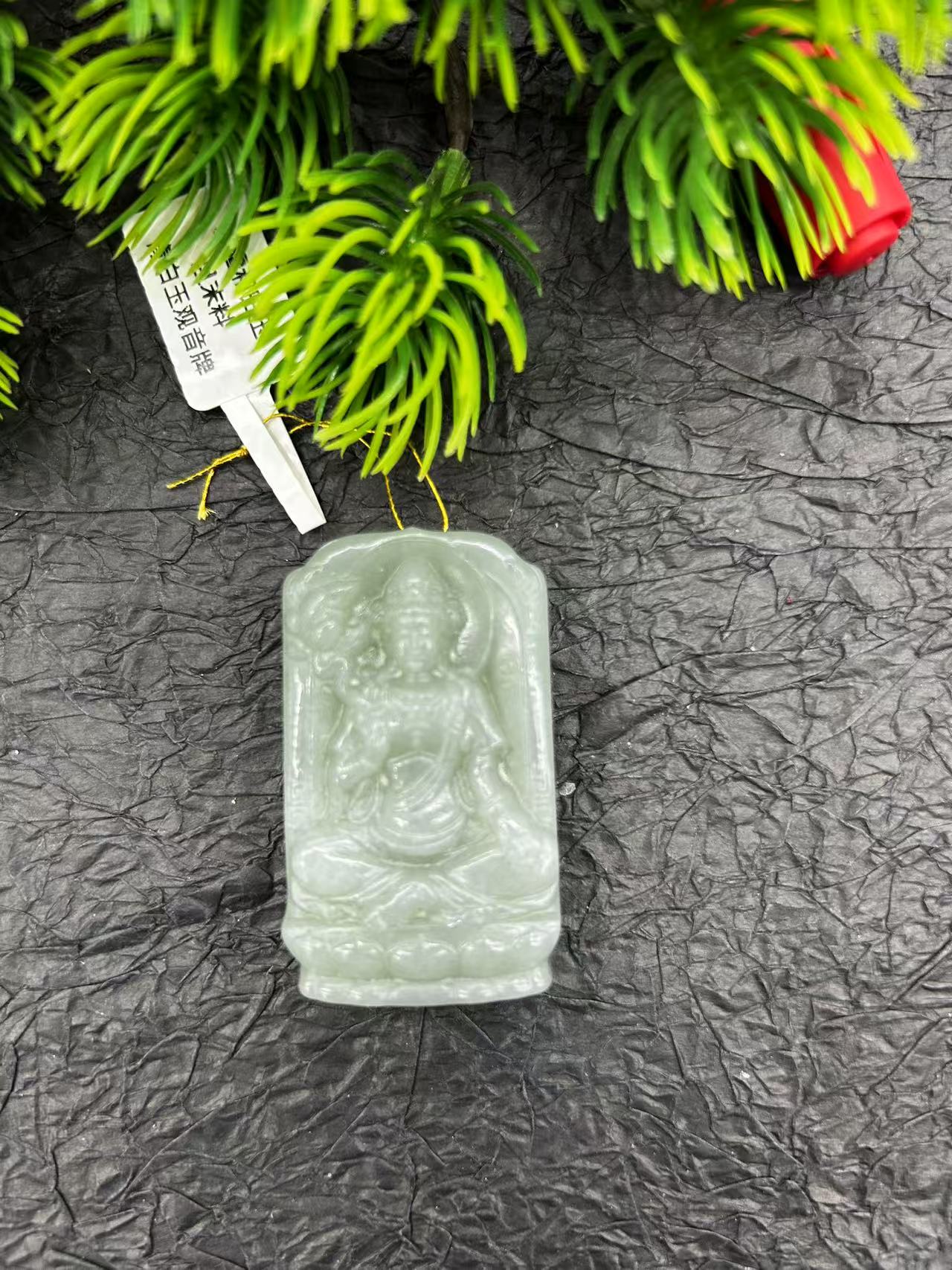 新疆且末料青白玉观音牌49*28 45.8克 2501083S