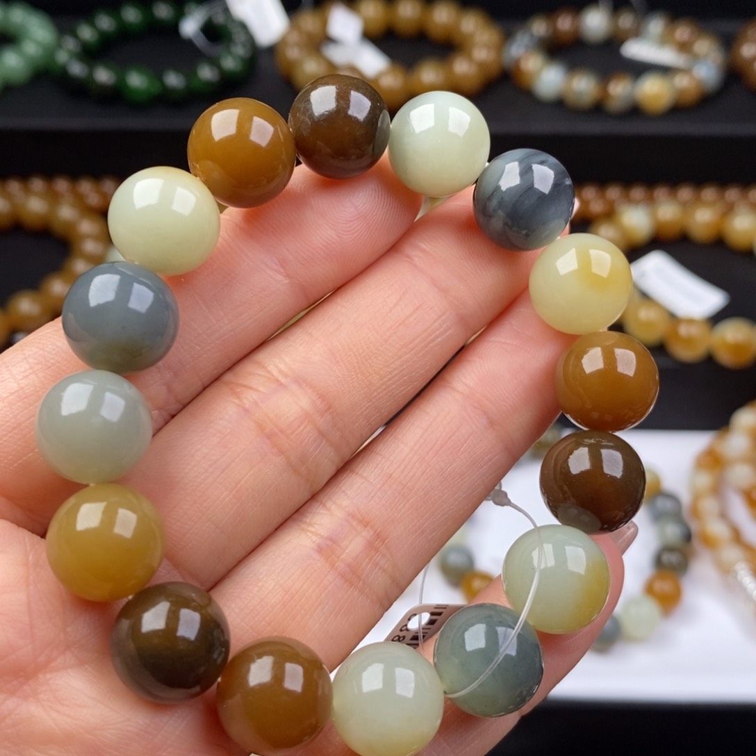 和田玉未镶嵌手串