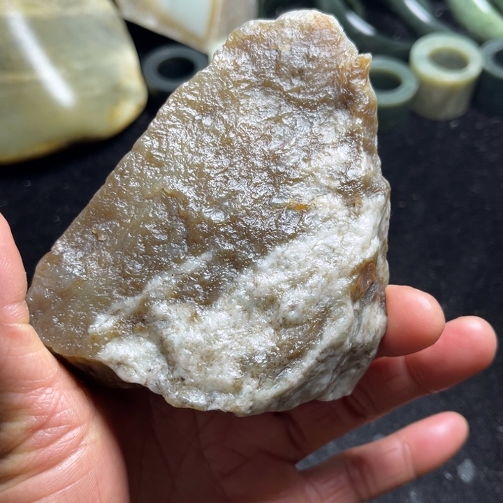 和田玉（糖玉）未镶嵌珠宝半成品