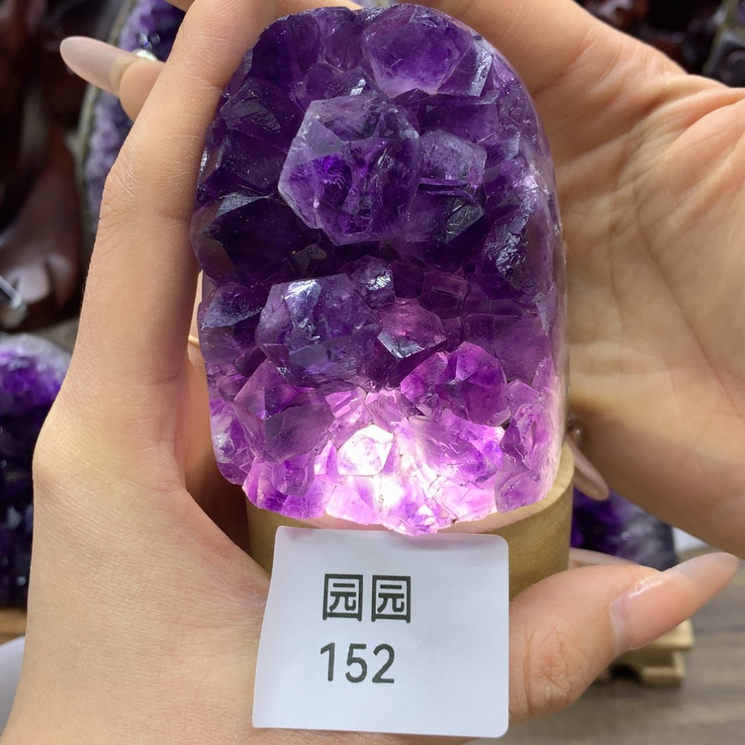 紫晶大型摆件（非配饰）未镶嵌