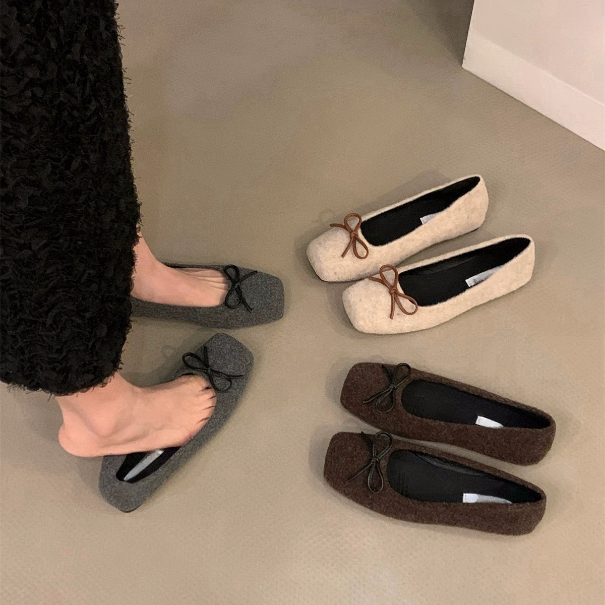 平底法式方头百搭单鞋女鞋子2024新款春秋季蝴蝶结复古绒面通勤鞋