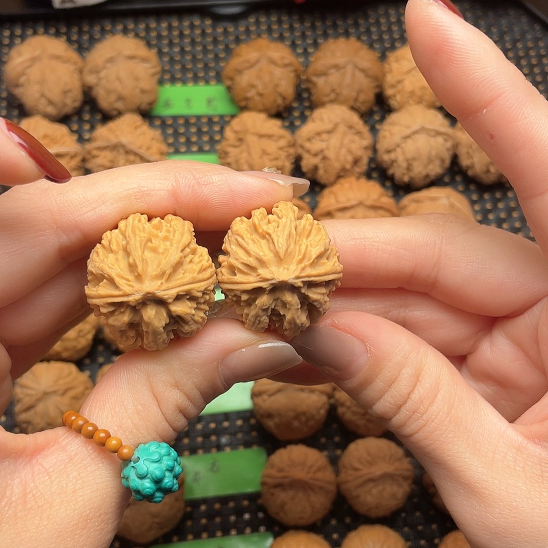 文玩核桃吊坠28尺粗筋0003