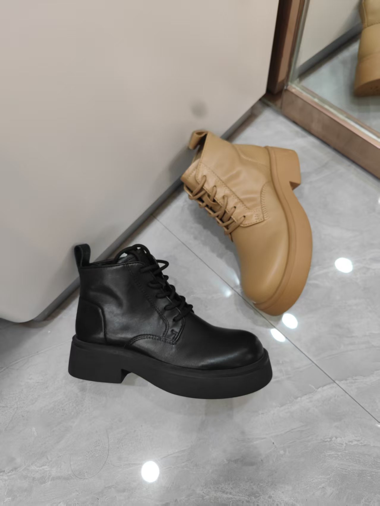 faonuer/梵奴尔中筒圆头学院风秋季马丁靴黑色英伦风秋冬女靴