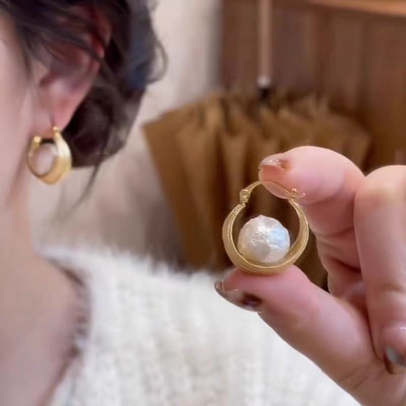 铜合金耳饰 港风时尚OL素款耳饰金色耳环女日韩耳圈优雅N4174