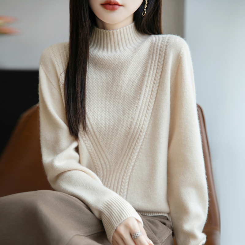秋冬新款针织时尚内搭女式加厚半高领针织打底衫百搭显瘦