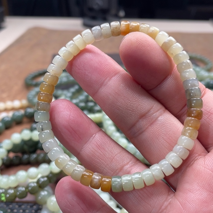 和田玉手链未镶嵌