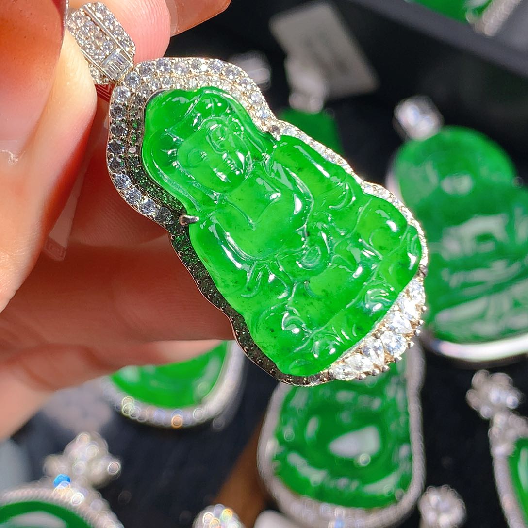 翡翠吊坠(不含链)未镶嵌