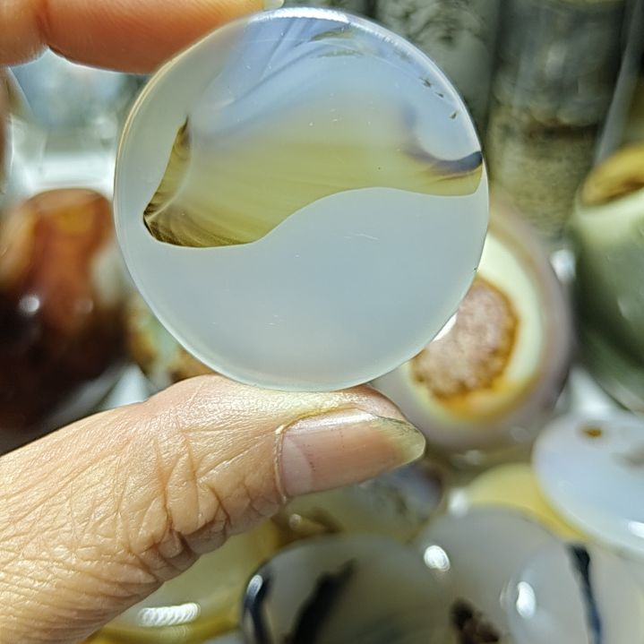 玛瑙/玉髓未镶嵌珠宝奇石