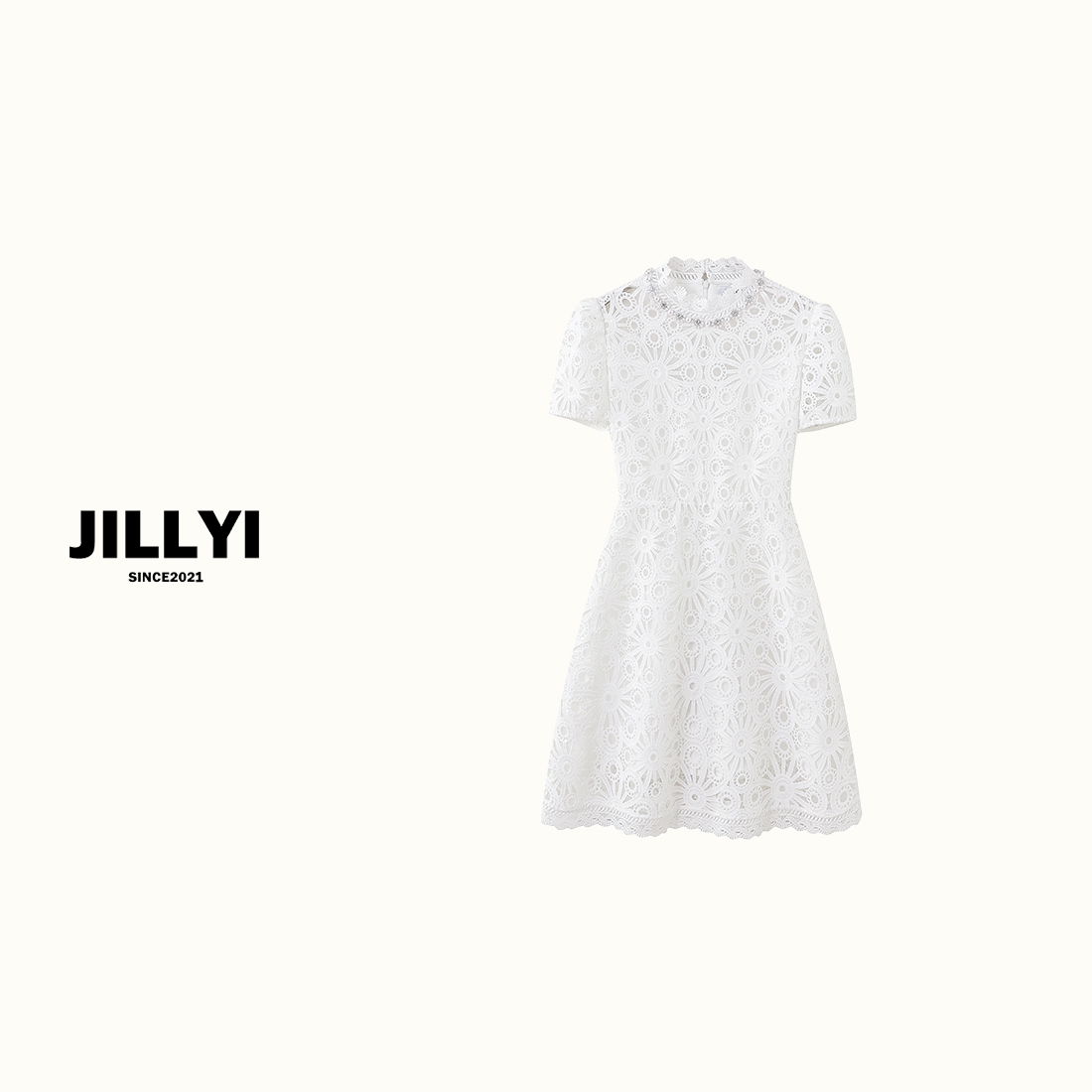 JILLYI南山店【南法假期】白色蕾丝花瓣领口镂空工艺轻奢连衣裙