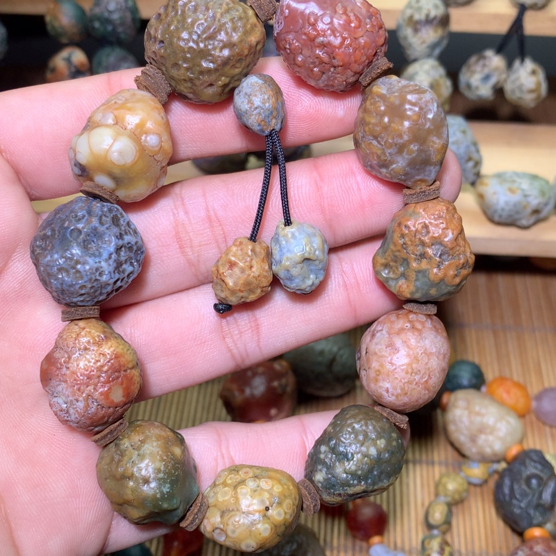 欢***益玛瑙/玉髓未镶嵌阿拉善戈壁玛瑙