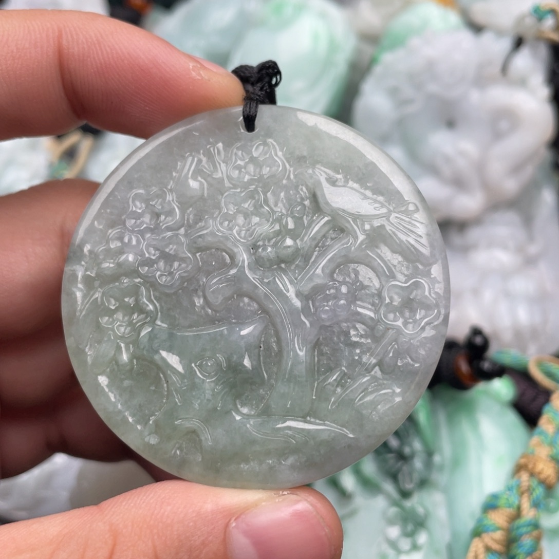 翡翠未镶嵌吊坠(不含链)