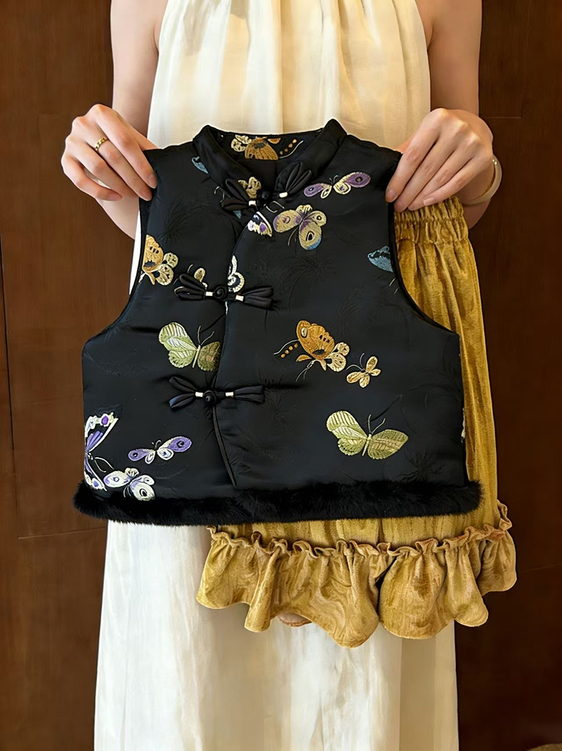 女童拜年服国风女童新中式套装女宝宝唐装马甲儿童毛衣半裙三件套