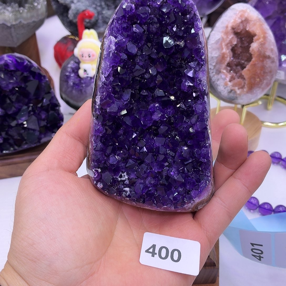 未镶嵌水晶大型摆件（非配饰）