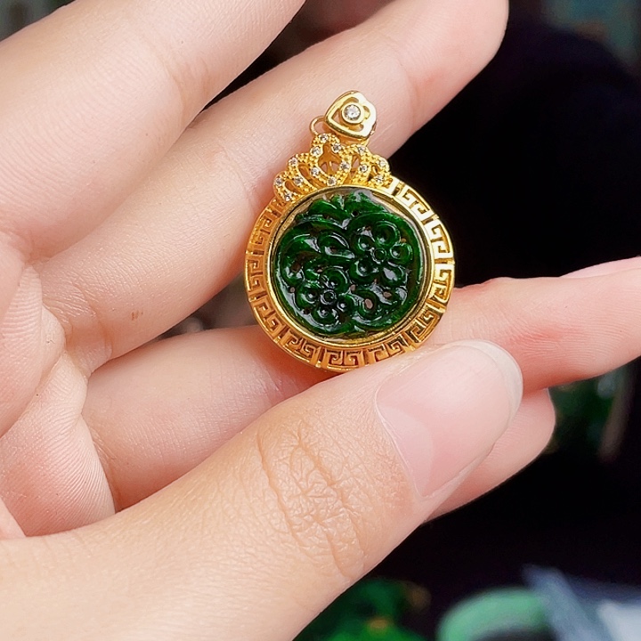 翡翠银S925镶嵌颈饰多样性