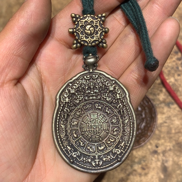 琉璃颈饰观喜欢的朋友