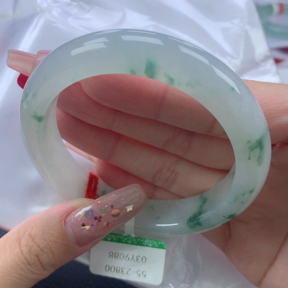 翡翠手镯未镶嵌55.8正圈