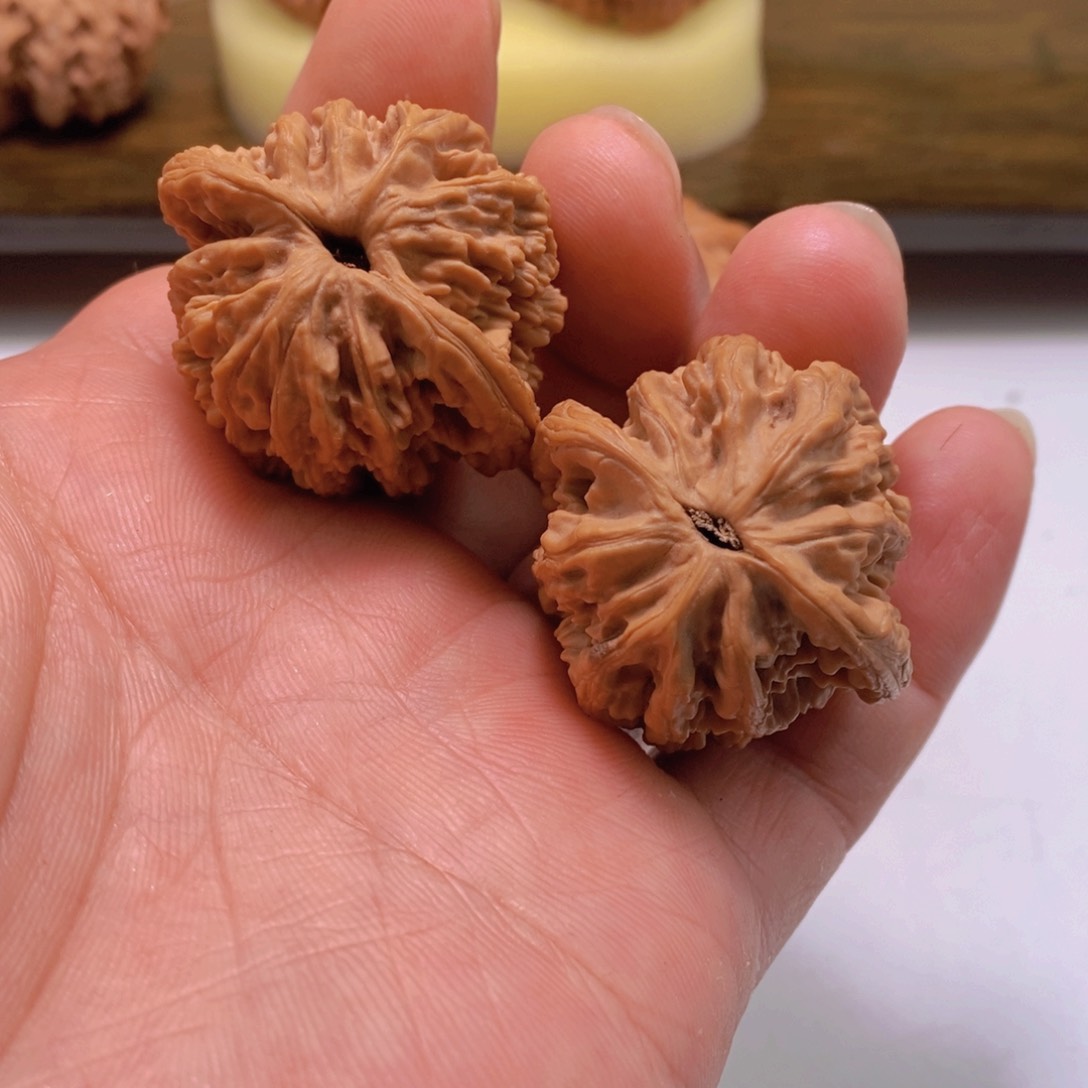 文玩核桃把件M*文玩核桃汉高虎头