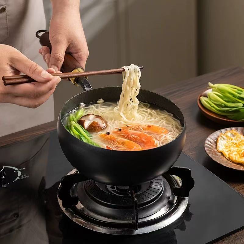 福利大肚铁锅炒锅