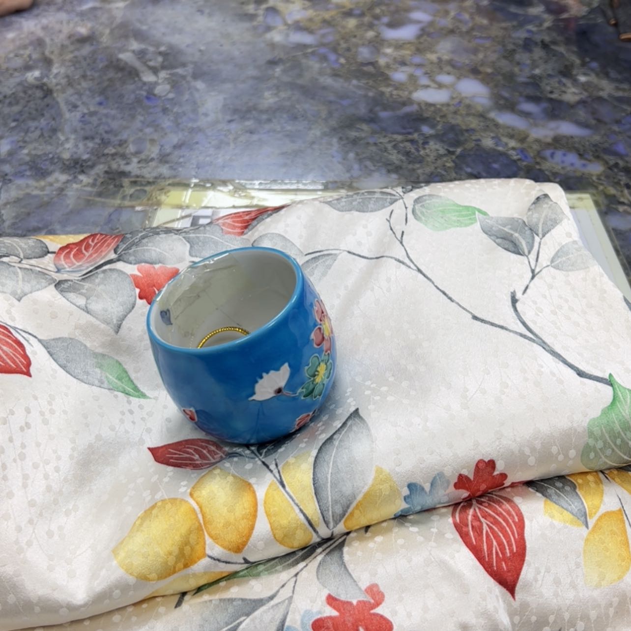 【闪购商品】美**内陶瓷马克杯带盖勺