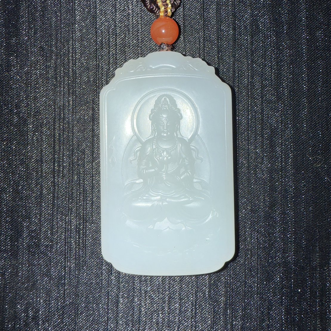 和田玉俄料观音牌