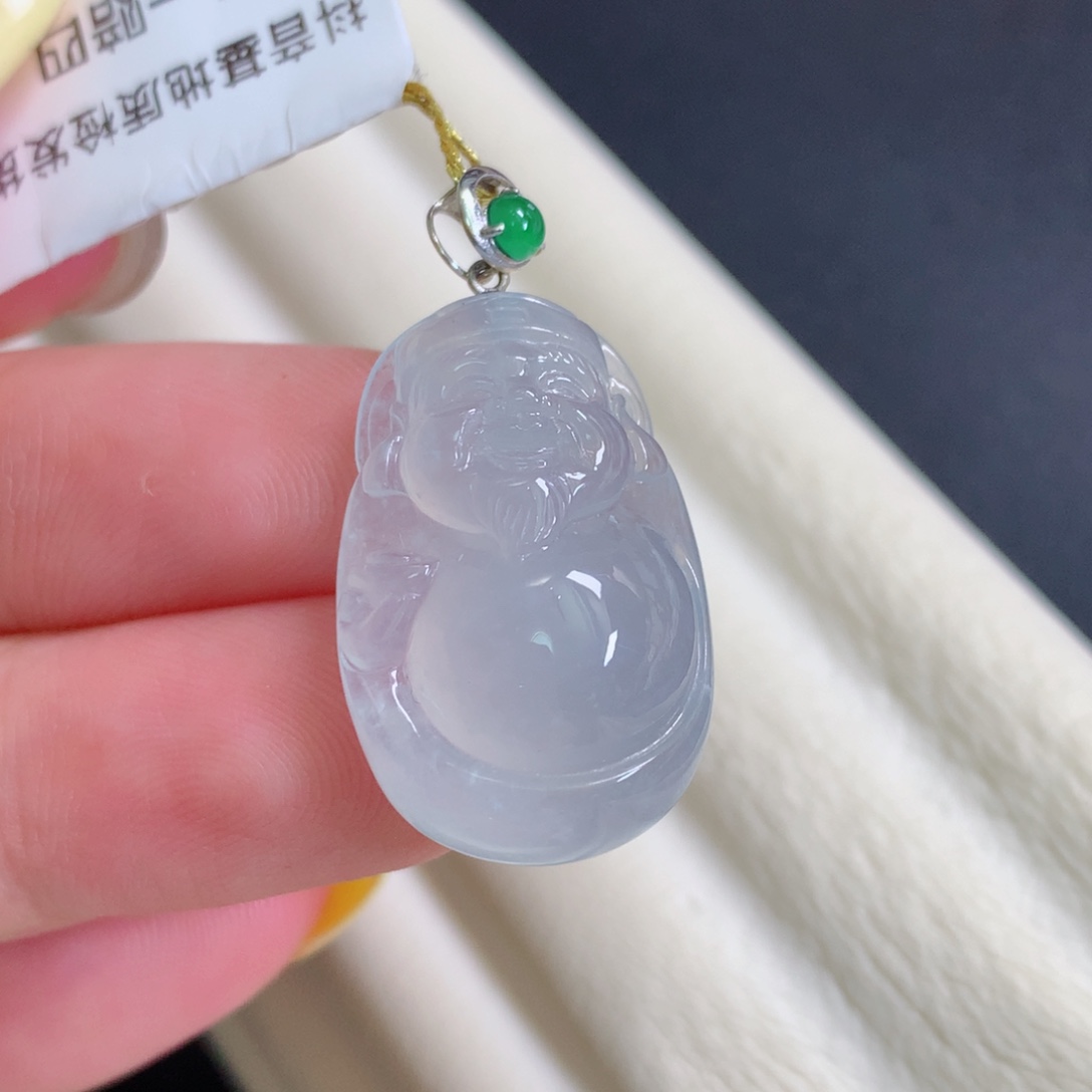 翡翠18K金镶嵌颈饰财神