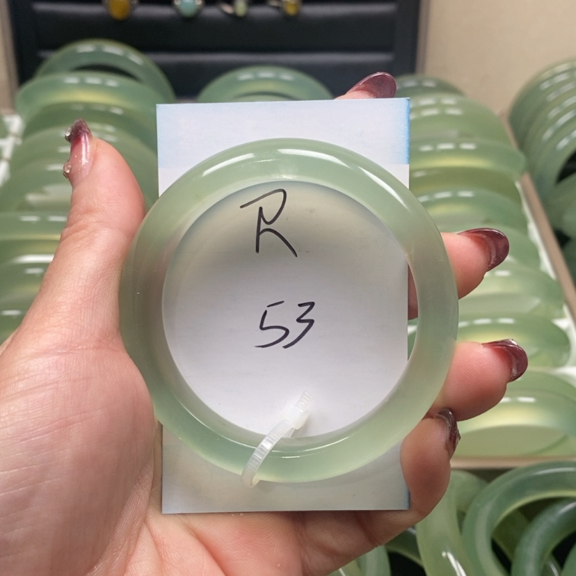 【闪购商品】蛇纹石玉手镯未镶嵌R**r