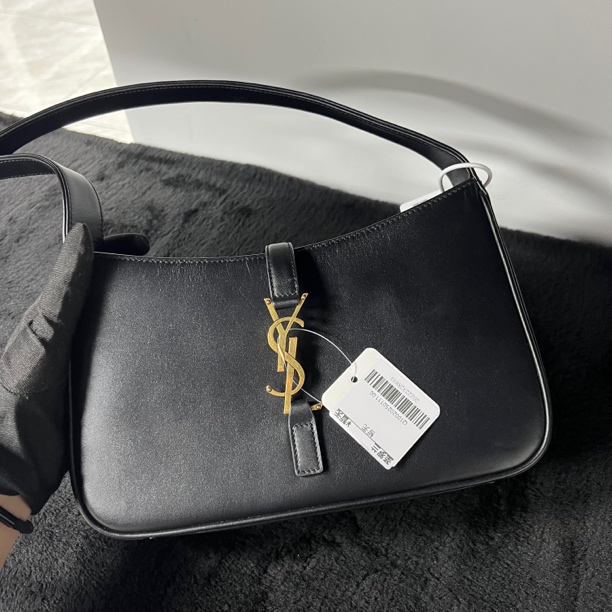 95新 YSL/圣罗兰 捐金沉珠/黑色hobo腋下包