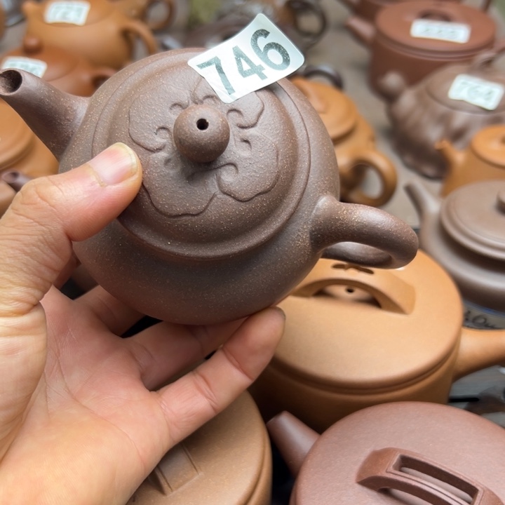 紫砂茶壶紫泥大斌240左右瑕疵不挑