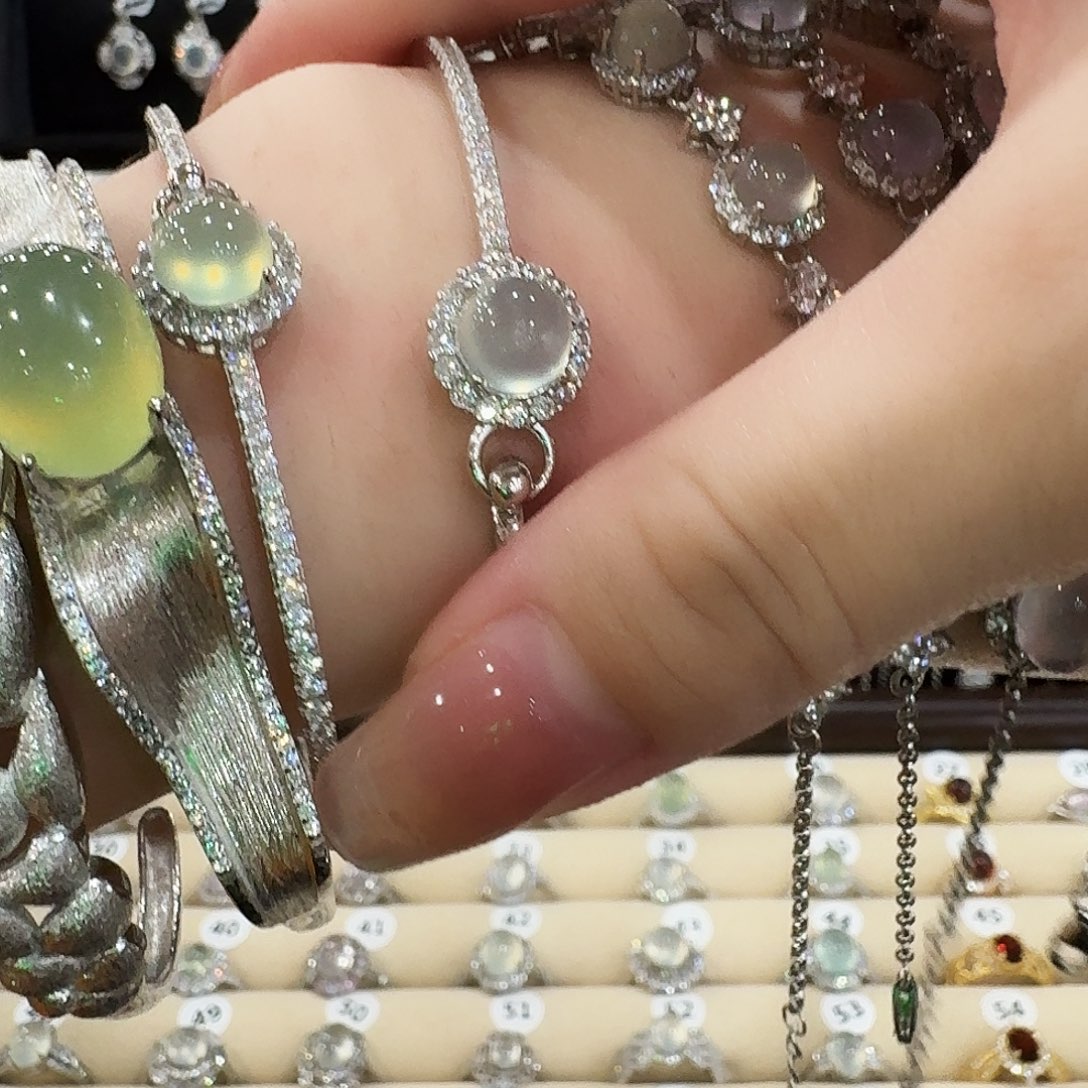 银S925镶嵌蛇纹石玉手链?*