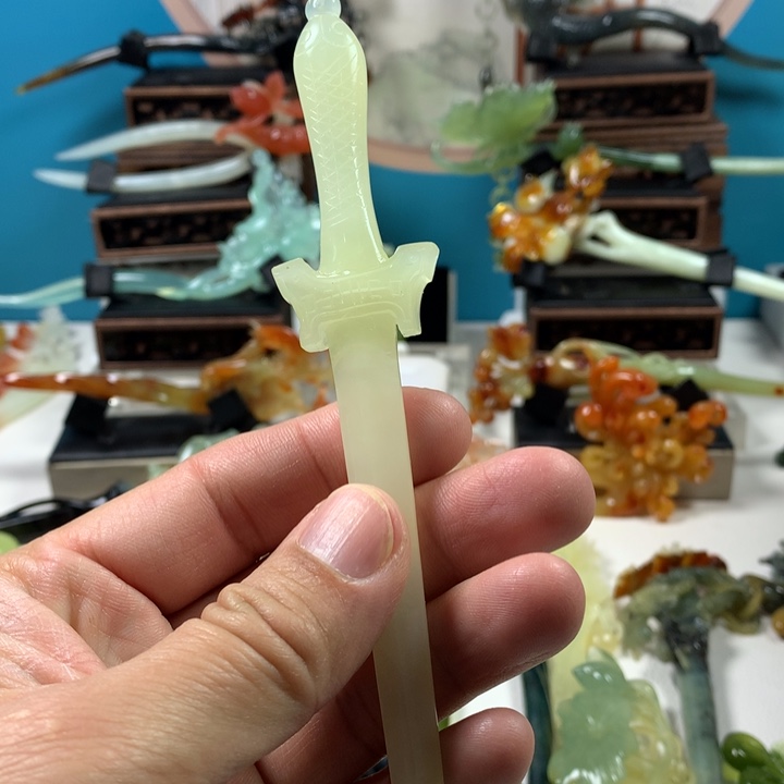 蛇纹石玉发簪未镶嵌
